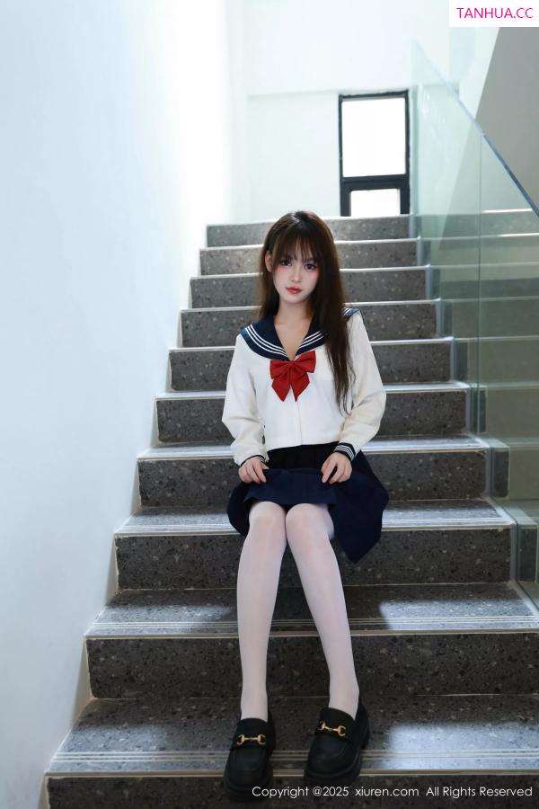   [XiuRen]高清写真图 2025.06.25 No.10458 糯咪 JK制服第3张图片